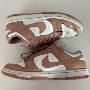 Nike Dunks Low